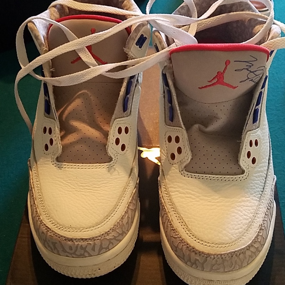 Boys sneakers